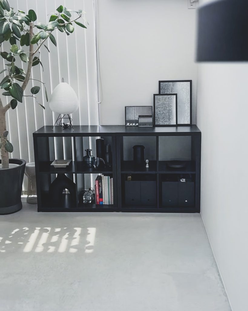 IKEAの収納棚カラックスを二つ並べて使用